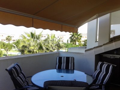 Encantador apartamento nuevo en urbanizacin privada en playa La Barrosa.