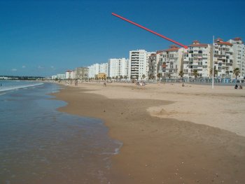 tico en la Playa de Valdelagrana