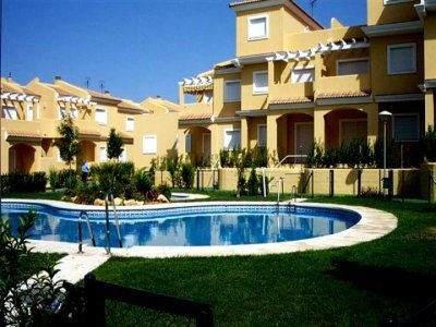 Alquiler de precioso apartamento en Islantilla, Huelva (Costa de la Luz) en campo golf y cerca de la playa . 
