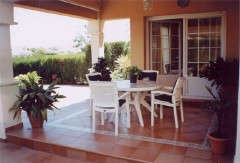 Vista del porche de la casa