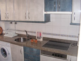 cocina del apartamento portil