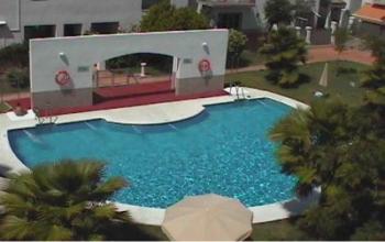 Alquiler de casa pareada en Urb. Las Redes, Puerto Santa Maria, con piscina y a solo 200 m. playa.