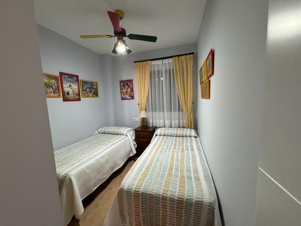2nd bedroom