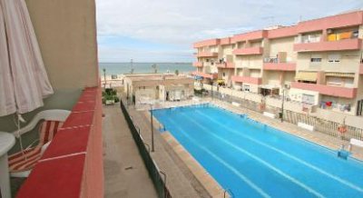 alquiler de apartamento en 1 linea de barbate
