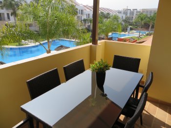 Terraza y vista del recinto desde terraza