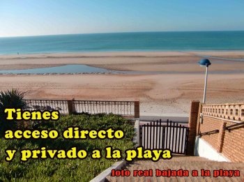 Direct access to the beach