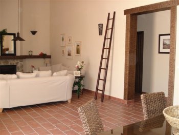Otra vista del salón