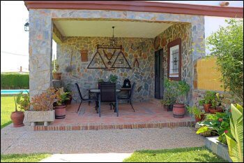 Porche Casa rural con piscina en conil