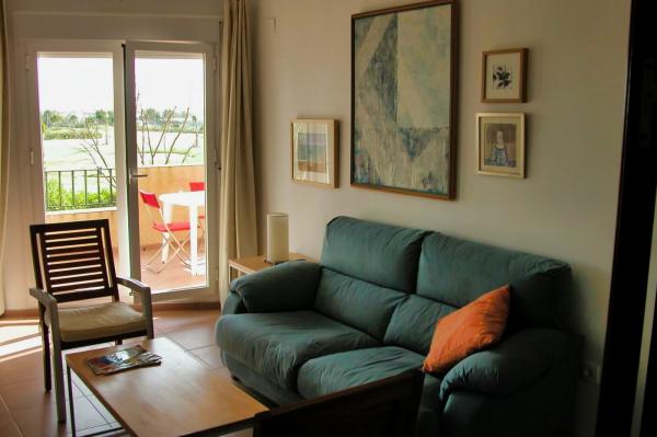 Alquiler tranquilo apartamento en Costa Ballena para 4 personas con vistas a Campo de Golf