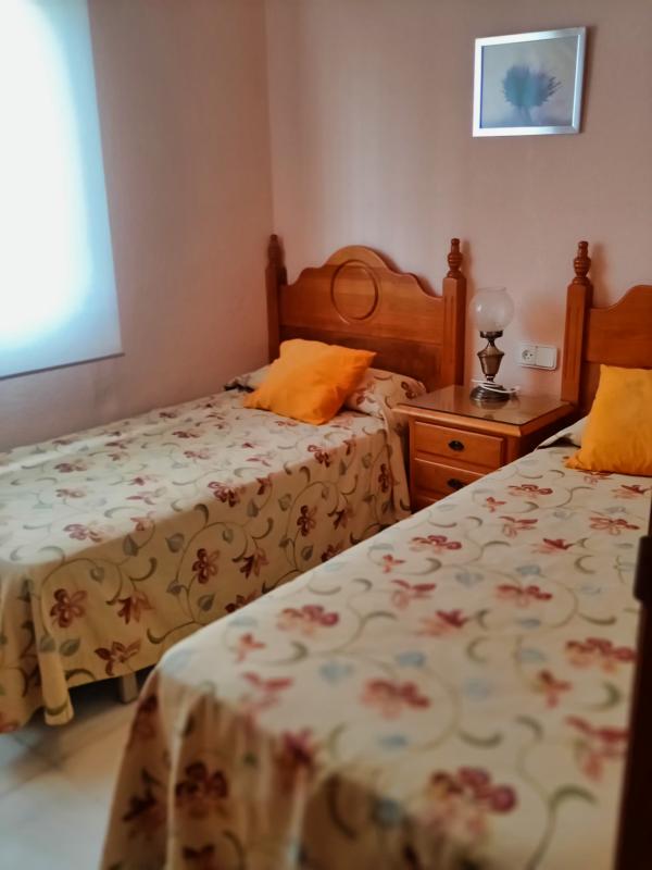 Alquiler de casa con 4 habitaciones en Matalascaas (8) 