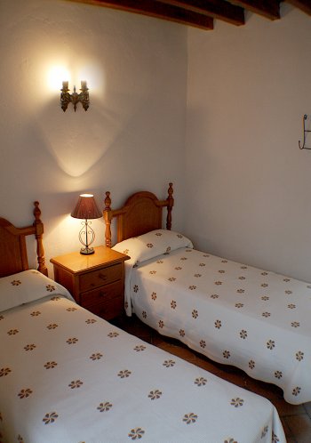 Uno de los dormitorios, con dos camas individuales