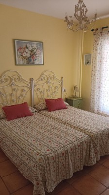 Cuarto dormitorio ideal para ni�os o invitados en la villa de Do�ana